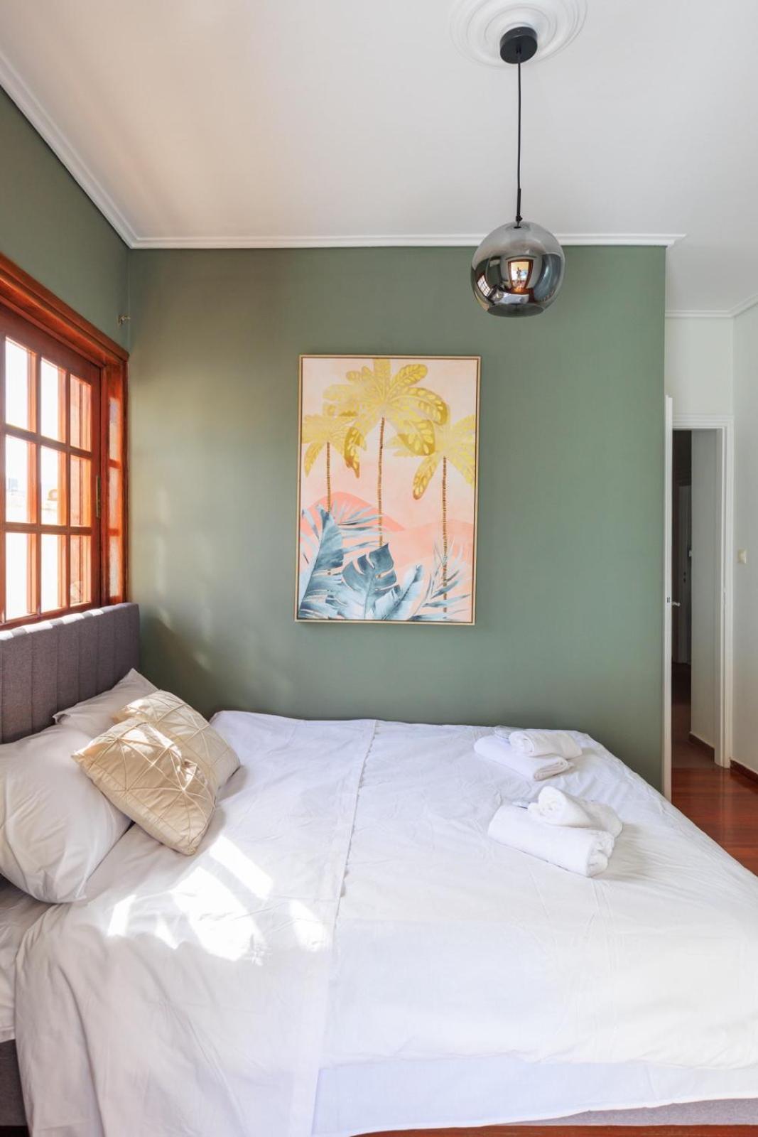 Aiolos Grand Super Lux Suite Kalamaki Alimos Near The Sea Атина Екстериор снимка